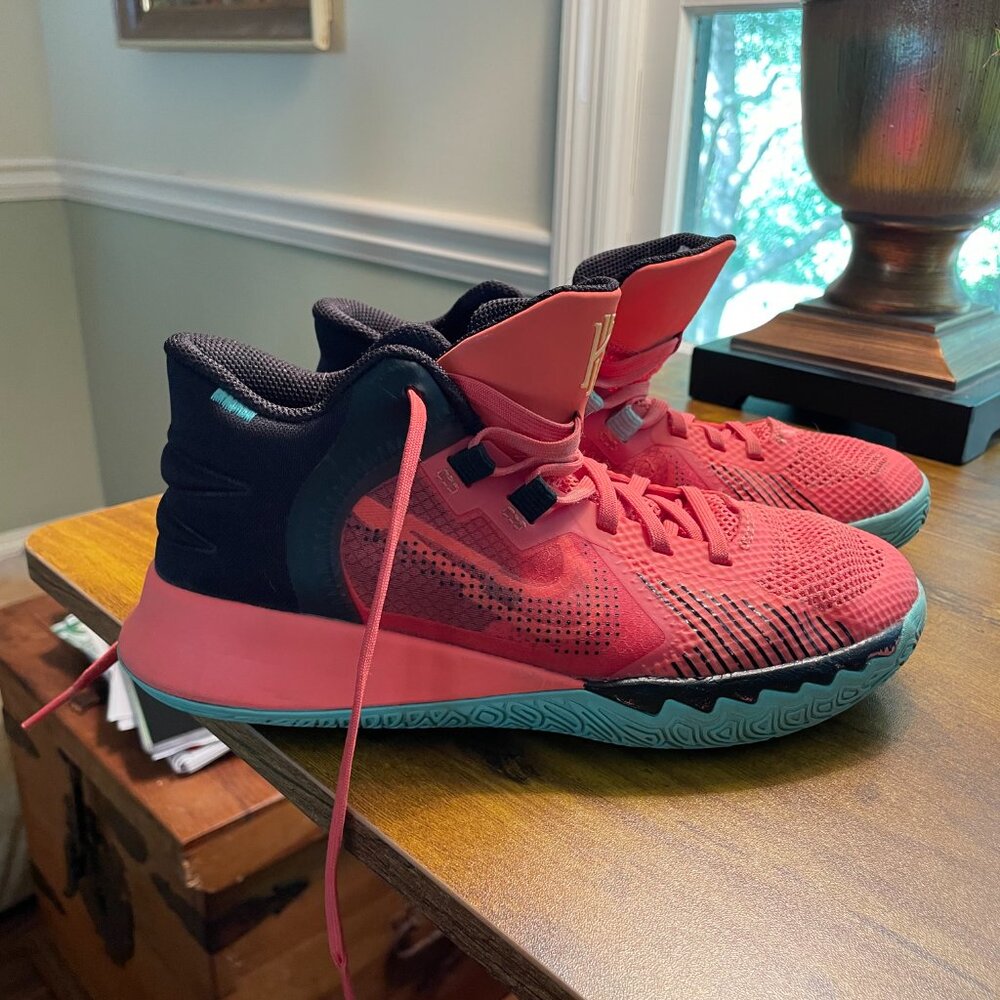 Nike Kyrie Flytrap 5 Youth